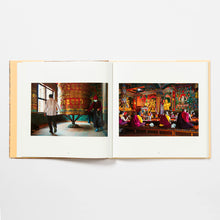 Carica l'immagine nel visualizzatore di Gallery, Un’idea di India – Libro di Massimo Saretta